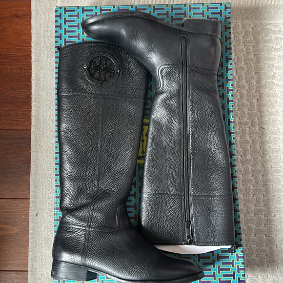 Tory Burch Kiernan 35MM Riding Boot Leather Size 8 - Picture 5 of 10